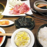 肉コラムニスト 浦朋恵さんのオススメ「お肉が決め手の絶品ランチ」